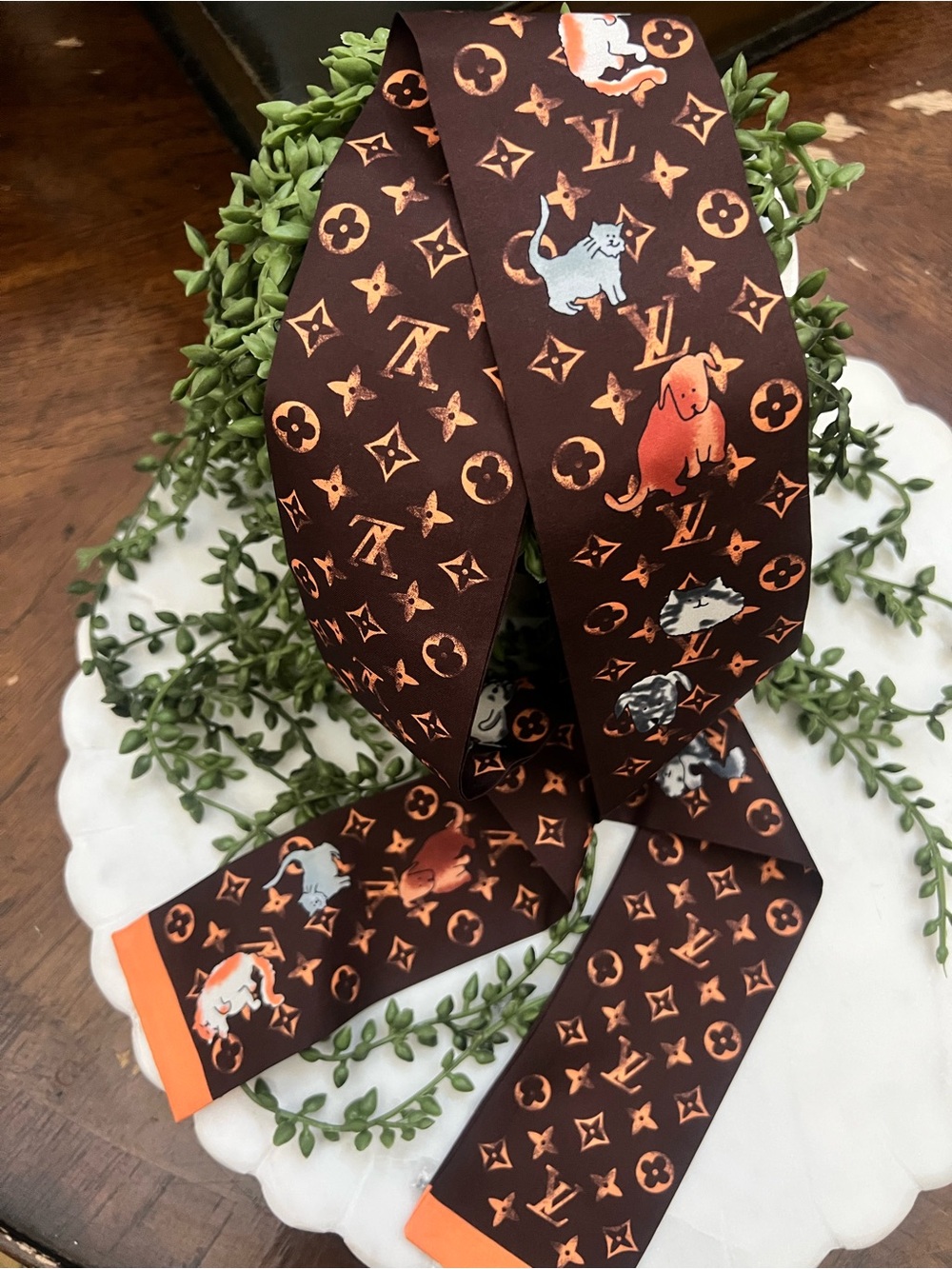 LV Catogram Cats & Dogs Brown Bandeau Scarf